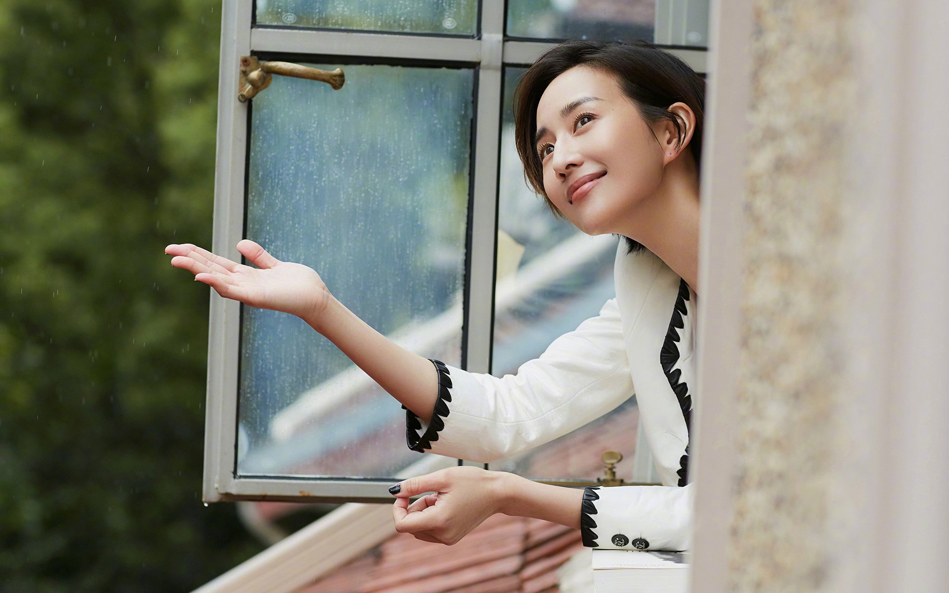 安东·李恩:精准的视野和传球让他成为全黑队的进攻指挥官,安东里尼