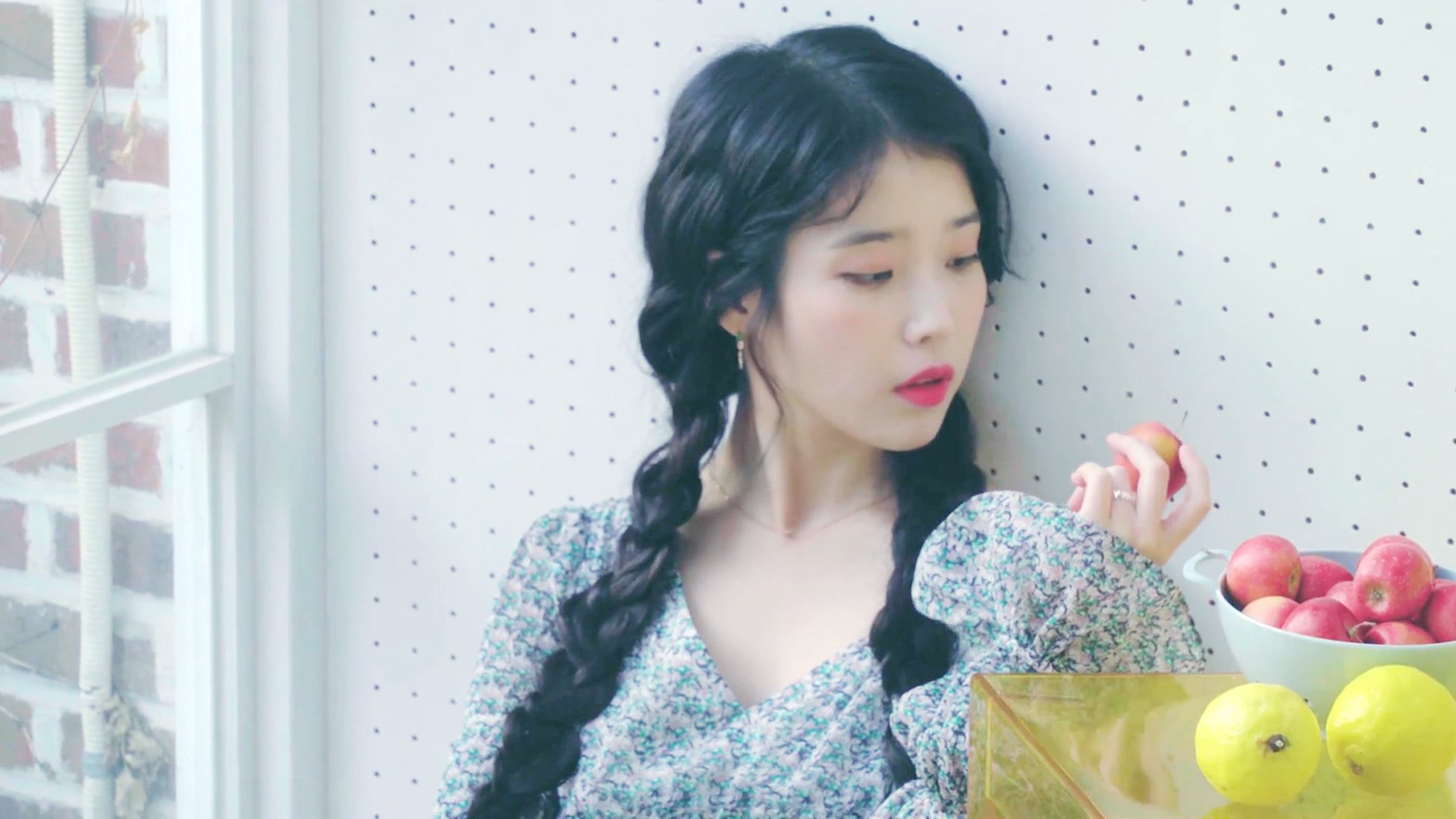 德甲激烈争夺:攻守转换瞬间点燃比赛激情,德甲德甲